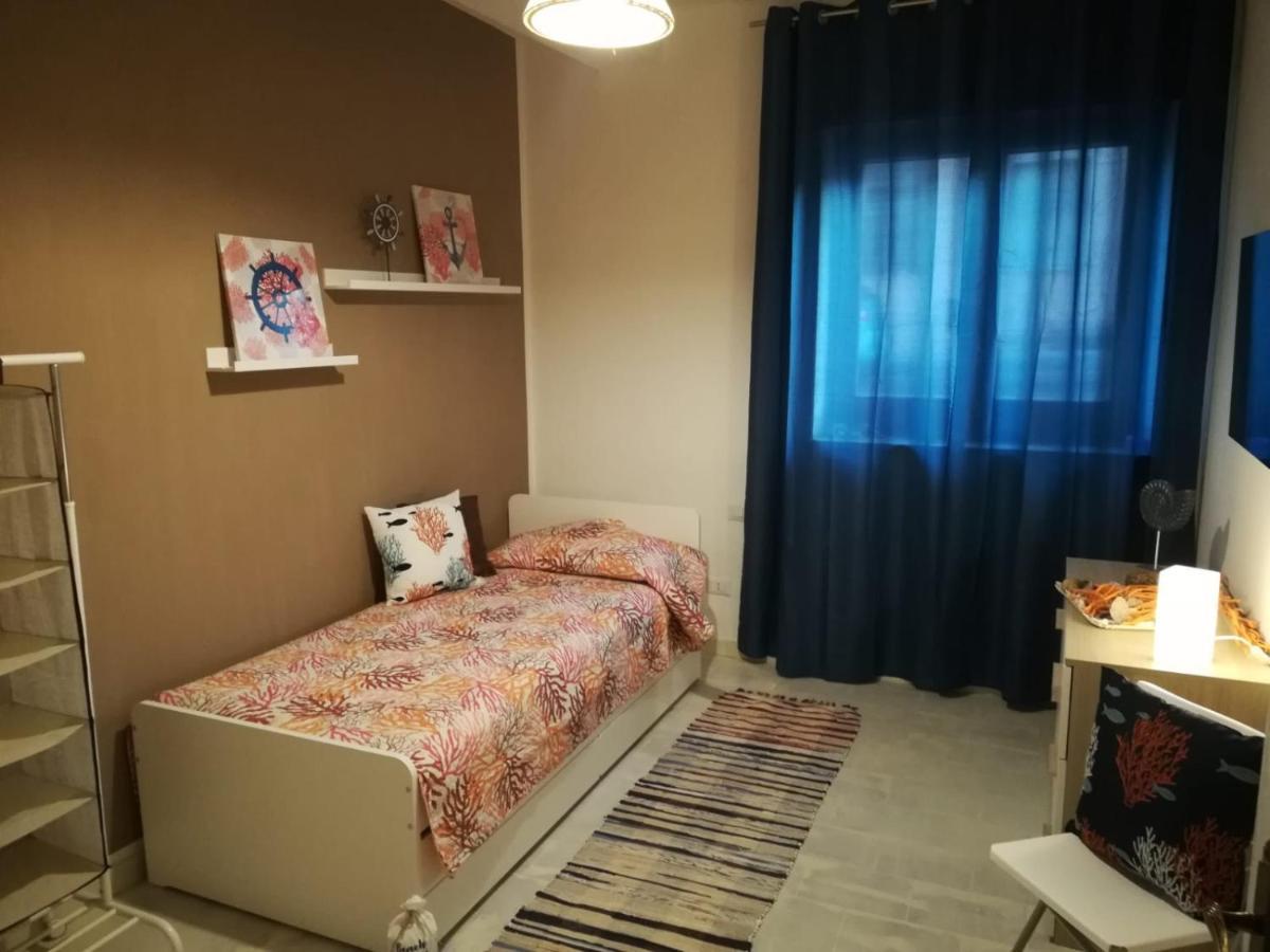 Appartamento Corallo With Private Garden オルビア エクステリア 写真