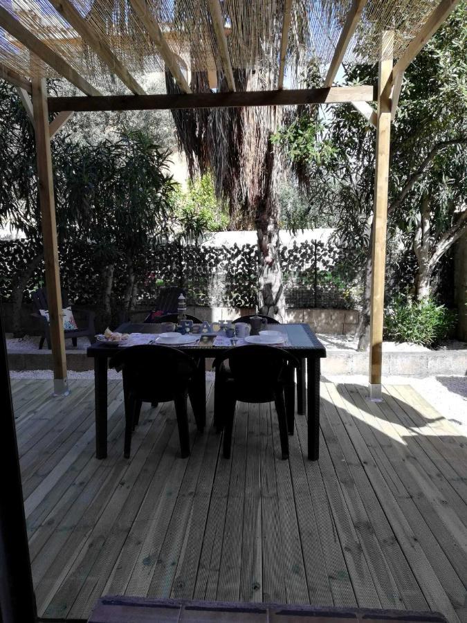 Appartamento Corallo With Private Garden オルビア エクステリア 写真