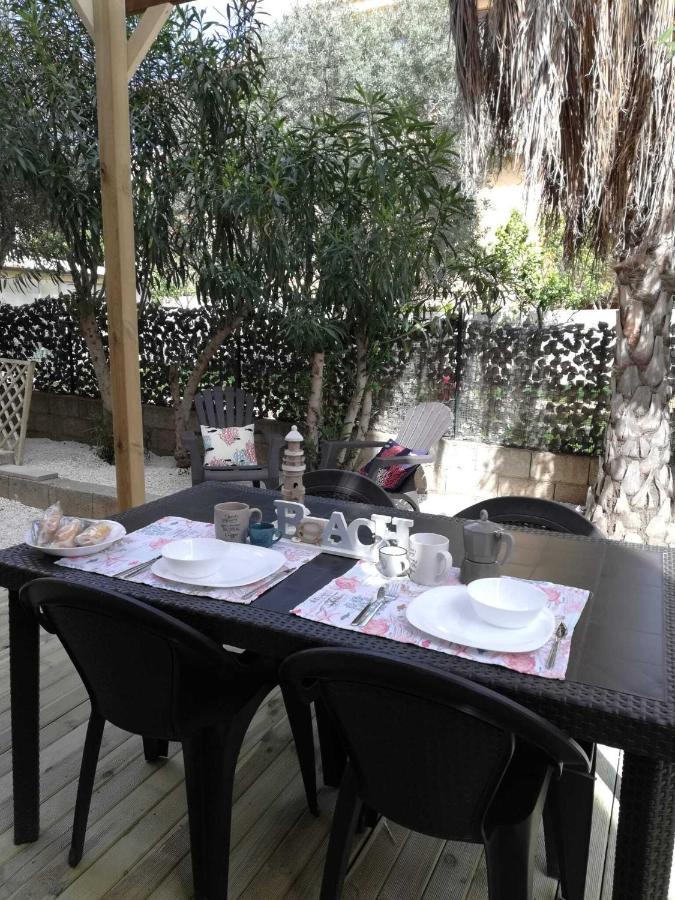 Appartamento Corallo With Private Garden オルビア エクステリア 写真